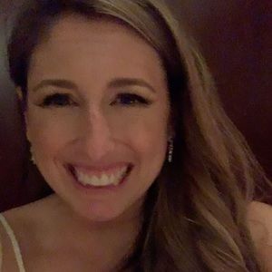 Meet your Posher, Holly